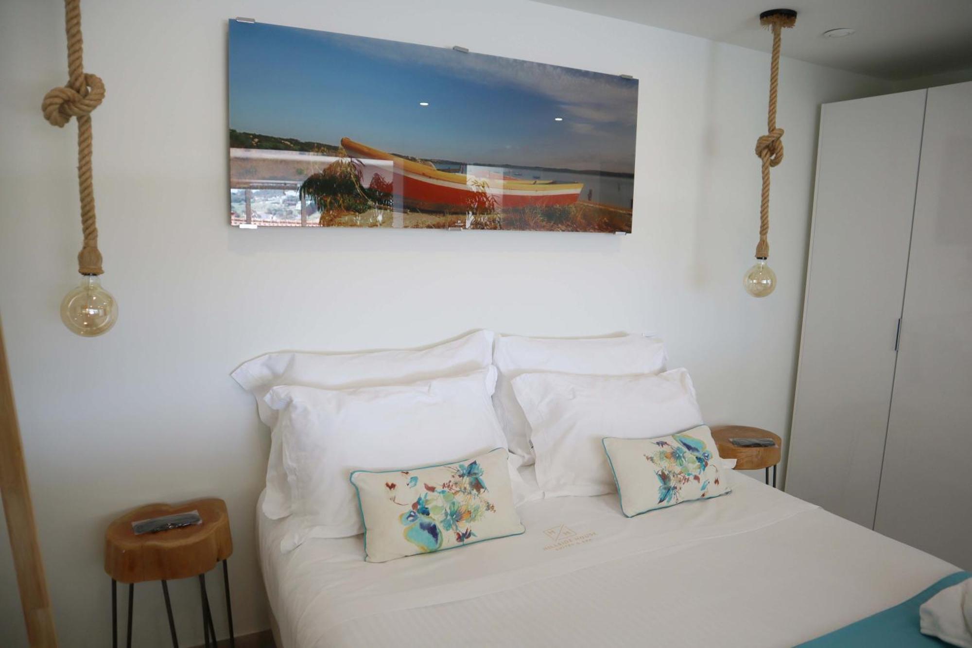 Hillside House Suites & Spa Фош-ду-Арелью Экстерьер фото